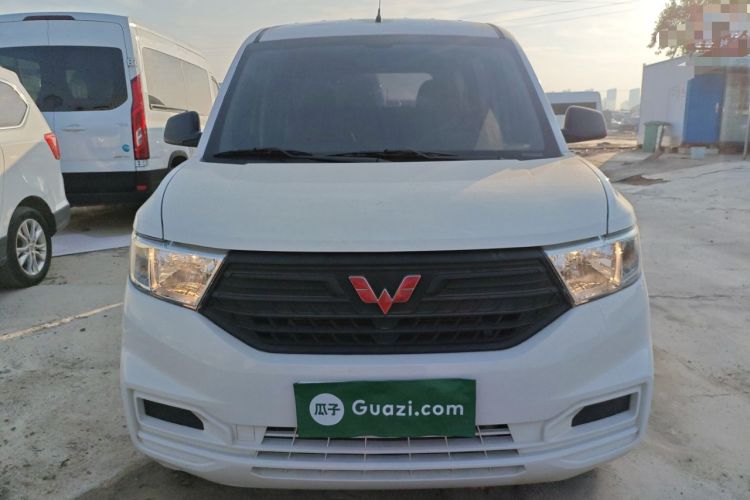 Used Wuling Hongguang V 2022 1.5L Jingqu Edition Electric-Assist LAR
