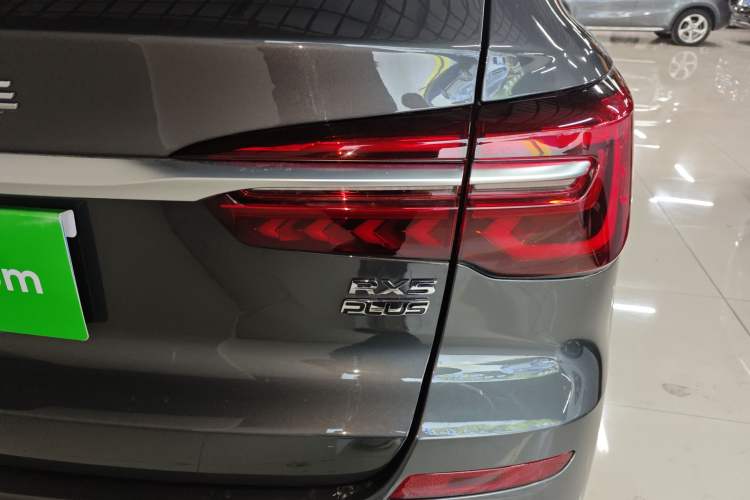 Used Roewe RX5 2025 PLUS 330TGI Automatic Trendsetting Smart Edition
