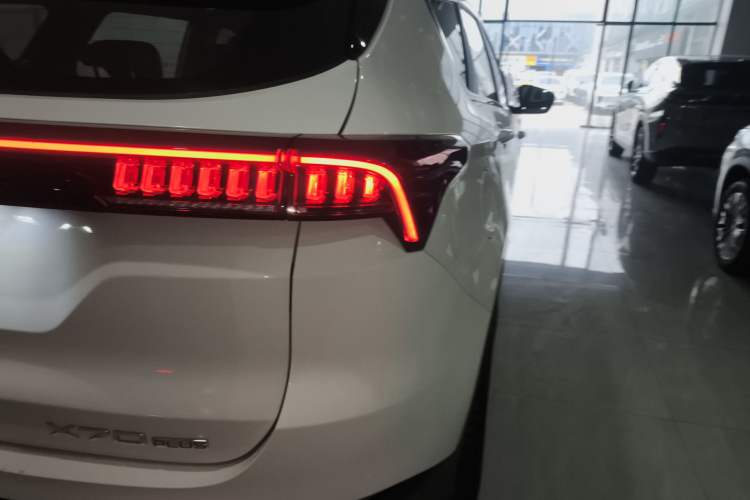 Used JETOUR X70 PLUS 2024 Champion Edition 1.5T DCT Champion PRO 5-Seater
