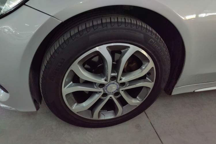 Used Mercedes-Benz C-Class 2015 C 200 L Sport Edition
