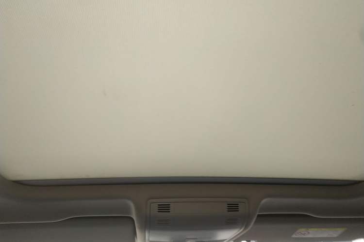 Used Volkswagen Tayron 2019 330TSI Two-Wheel-Drive Luxury Version China V Emission Standard