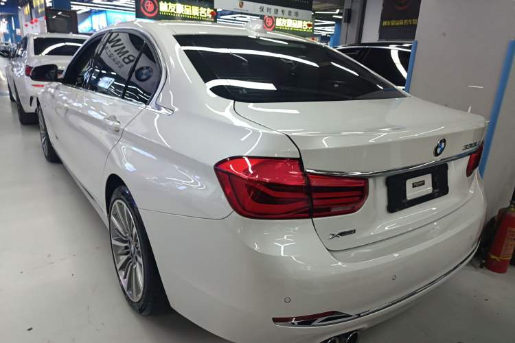 Used BMW 3 Series 2018 330Li xDrive Luxury Package
