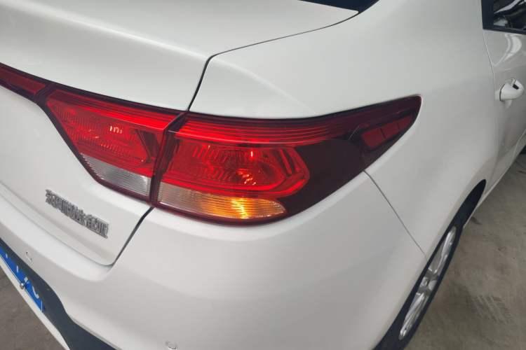 Used Kia K2 2017 Sedan 1.4L Automatic Transmission 15th Anniversary Special Edition GLS