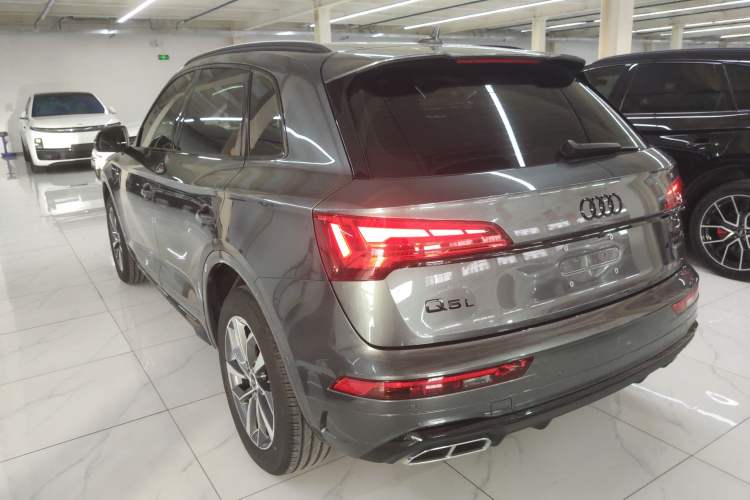Used Audi Q5L 2024 40 TFSI Luxury Dynamic Edition
