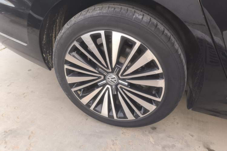 Used Volkswagen Passat 2019 330TSI Luxury Edition China V Standard
