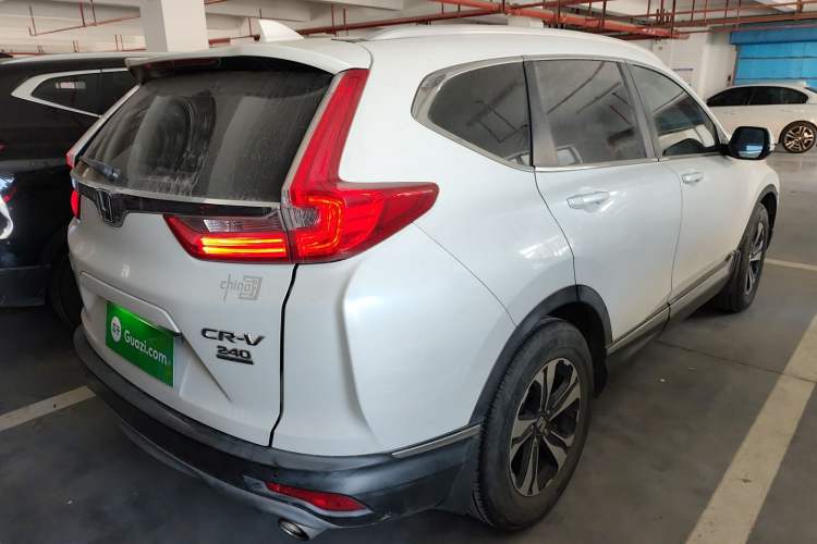 Used Honda CR-V 2017 240TURBO CVT Front-Wheel Drive Fashion Edition