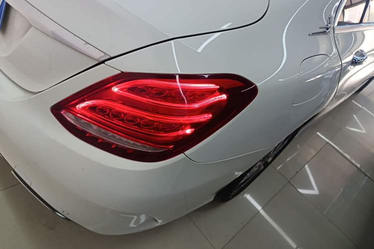 Used Mercedes-Benz C-Class 2017 Restyled C 180 L Fashion Edition Sport Version
