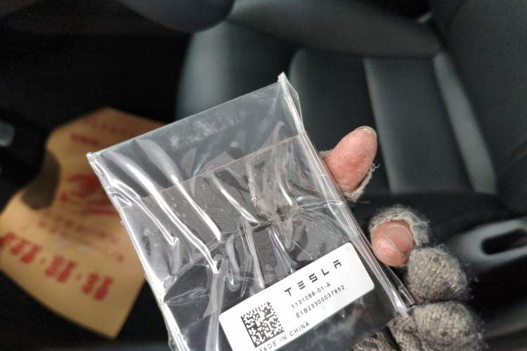 Used Tesla Model Y 2023 Rear-Wheel-Drive Version
