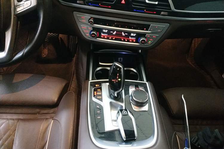 Used BMW 7 Series 2018 740Li M Sport Package Leading Model
