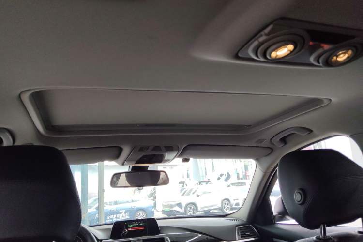 Used BMW 3 Series 2016 320Li Fashion Model
