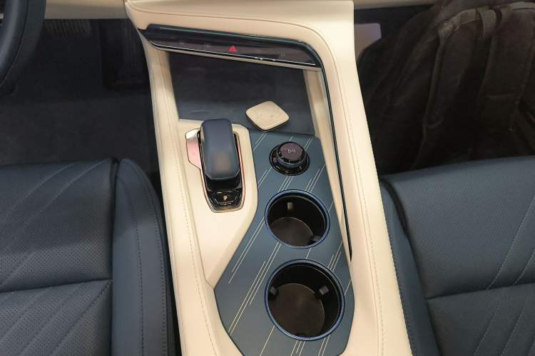 Used Zeekr 001 2025 WE Edition 100 kWh Rear-Wheel Drive