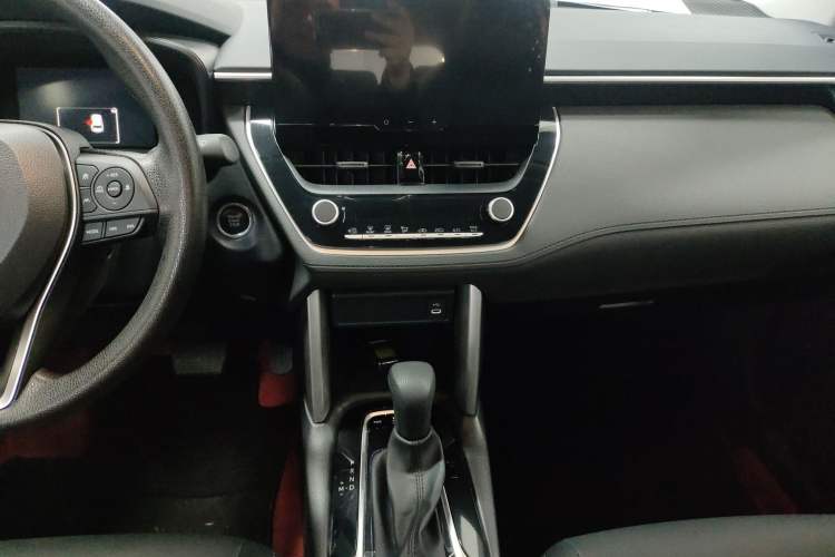 Used Toyota FRONTLANDER 2024 2.0L CVT Leading Edition