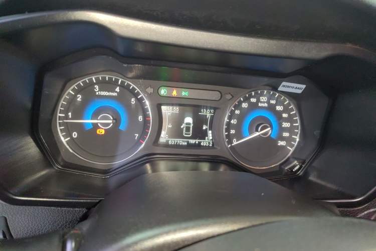 Used Dongfeng Fengon 580 2016 1.5T Manual Luxury Version