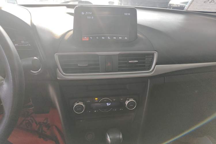 Used Mazda Mazda 3 Axela 2017 Sedan 1.5L Automatic Luxury Model Emission Standard China V
