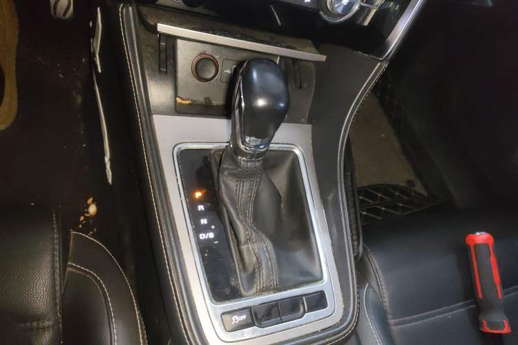 Used MG 6 2017 20T Automatic Luxury Smart Connect Version China V Standard
