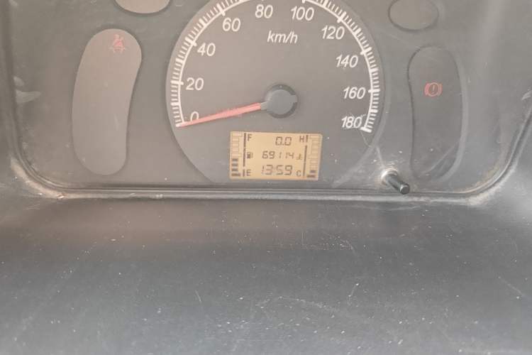 Used Wuling Zhiguang 2013 1.0L Practical Version