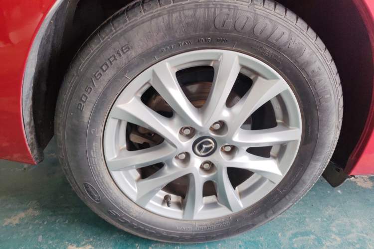 Used Mazda Mazda 3 Axela 2017 Sedan 1.5L Automatic Luxury Model Emission Standard China V
