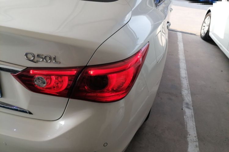 Used Infiniti Q50L 2016 2.0T Comfort Edition
