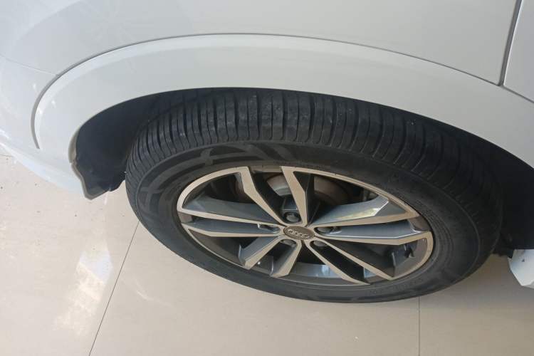 Used Audi Q3 2021 35 TFSI Progressive Dynamic Edition
