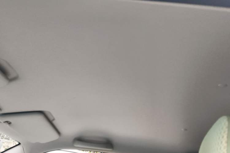 Used Wuling Hongguang MINIEV 2022 Macaron Fashion Model Lithium Iron Phosphate
