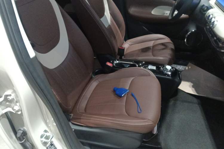 Used Wuling Bingo 2023 410 km Lingxi Deluxe Edition
