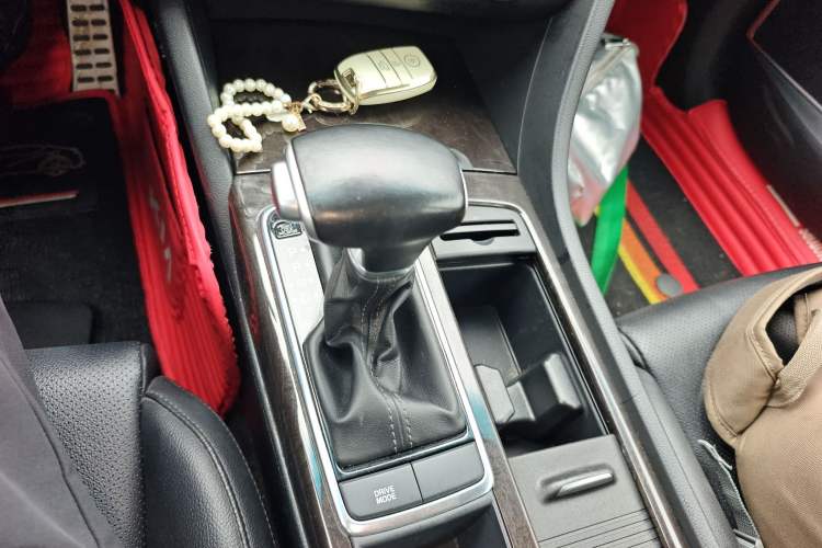 Used Kia K5 2016 1.6T Automatic LUX