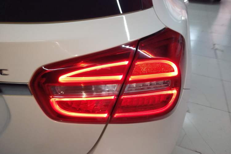 Used Mercedes-Benz GLA 2016 GLA 220 4MATIC Fashion Edition