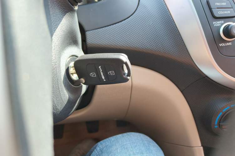 Used Hyundai Verna 2014 1.4L Manual Smart GLS Trim
