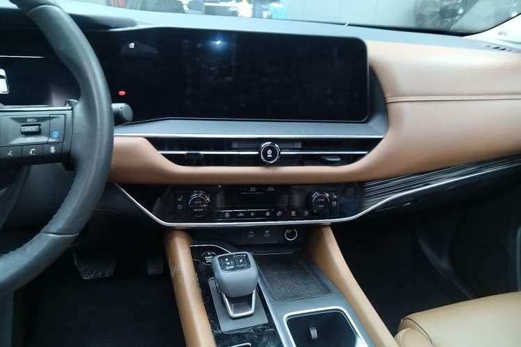 Used Nissan Terra 2024 380 VC-TURBO Four-Wheel Drive Prestige Edition 6 Seats
