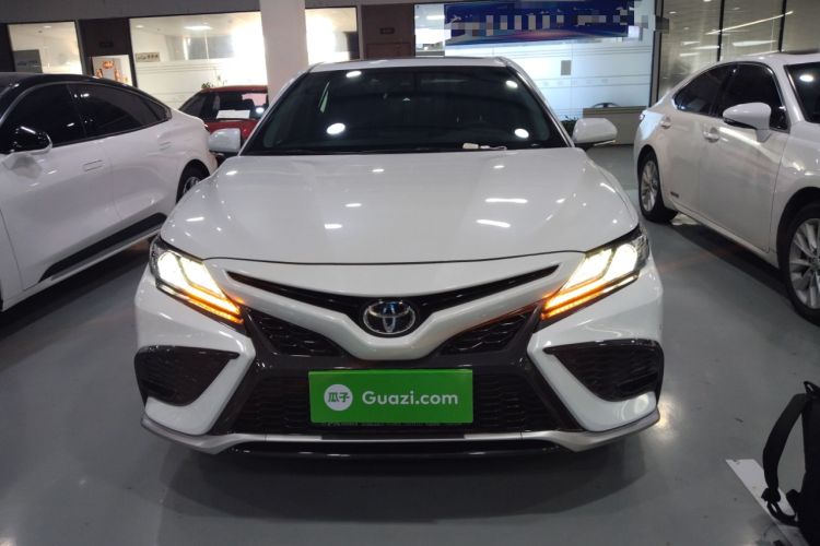 Used Toyota Camry 2021 2.0S FENGSHANG Edition
