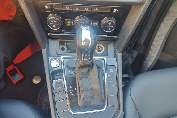 Used Volkswagen Lamando 2019 280TSI DSG Comfort Edition China VI standard
