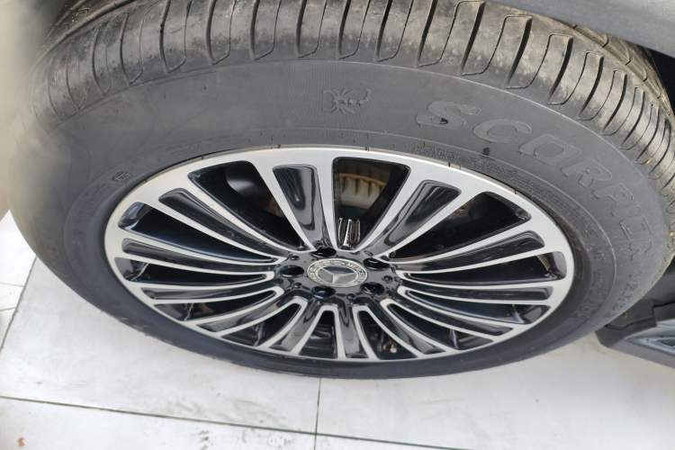 Used Mercedes-Benz GLC 2019 GLC 200 L 4MATIC
