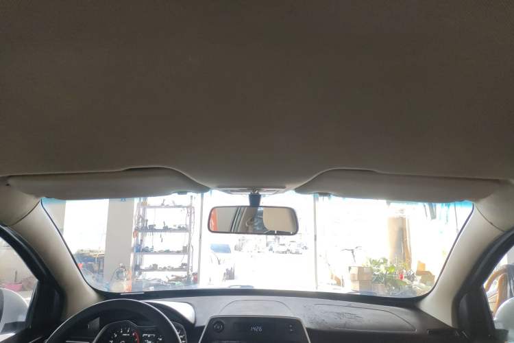 Used Baojun 310W 2017 1.5L Manual Comfort Model China V Standard
