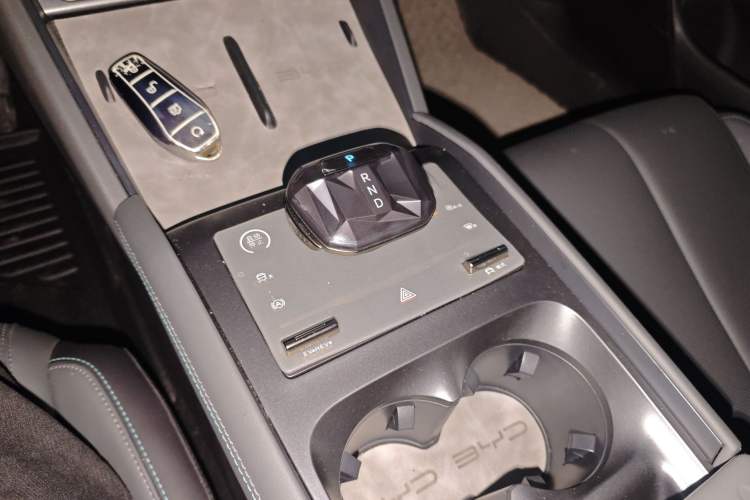 Used BYD Qin L 2024 DM-i 80KM Leading Model