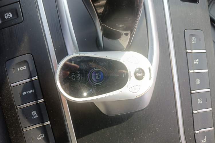 Used Wey VV7 2019 Upgraded Model 2.0T Flagship Version China VI