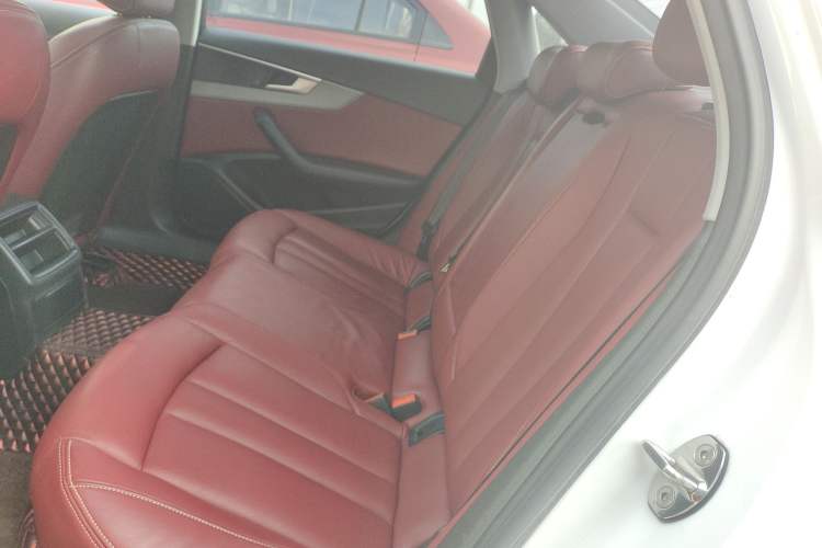 Used Audi A4L 2018 30th Anniversary Edition 40 TFSI Trendy Model
