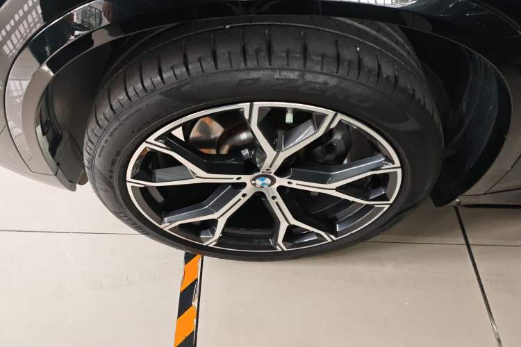 Used BMW X5 2023 xDrive 30Li Luxury M Sport Night Edition Package
