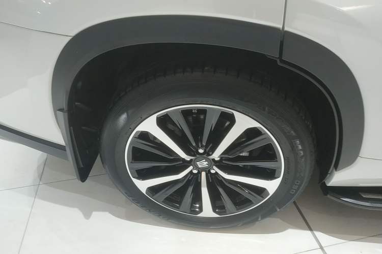 Used Toyota Crown Kluger 2022 2.5L HEV Four-Wheel Drive Flagship Edition
