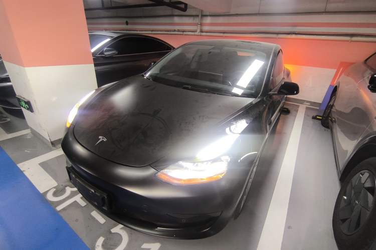 Used Tesla Model 3 2022 Rear-Wheel-Drive Version