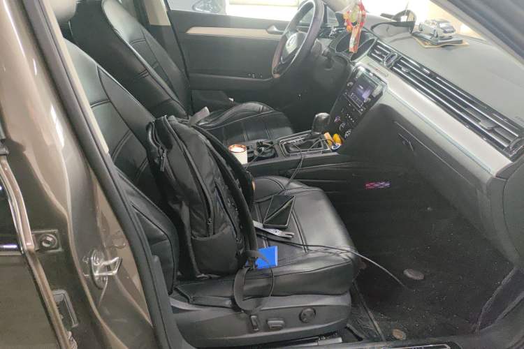 Used Volkswagen Magotan 2018 330TSI DSG Advanced Model
