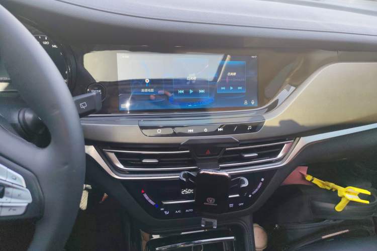 Used Changan CS35PLUS 2022 1.6L Manual Luxury Edition
