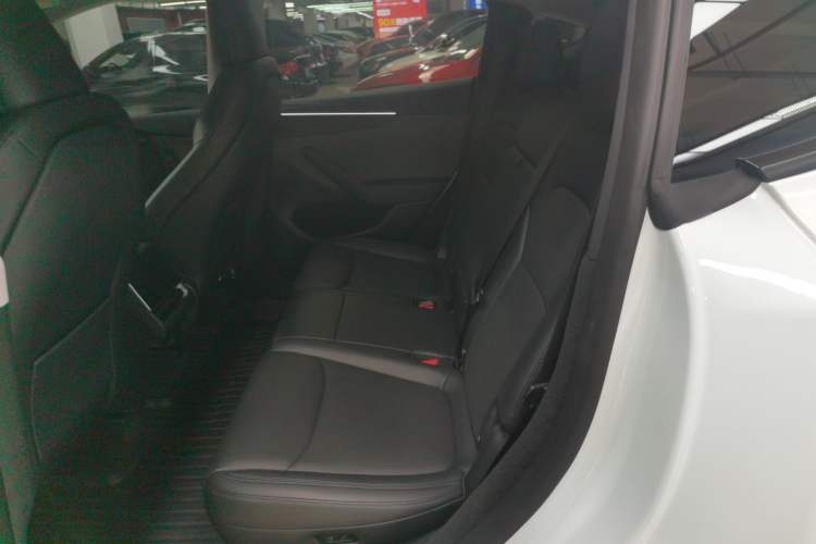 Used Tesla Model Y 2025 Rear-Wheel Drive First Edition