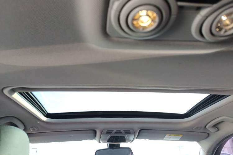 Used BMW 3 Series 2017 320Li Fashion Model
