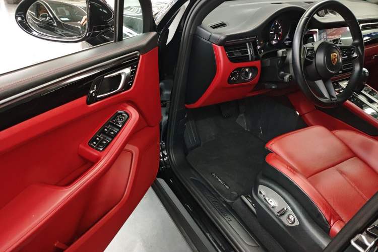 Used Porsche Macan 2023 Macan 2.0T