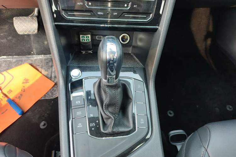 Used Volkswagen Tharu 2021 280TSI Two-Wheel-Drive Luxury Plus Edition