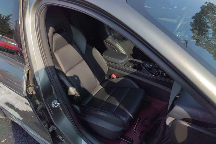 Used Lynk & Co 03 2022 1.5TD DCT JingPlus
