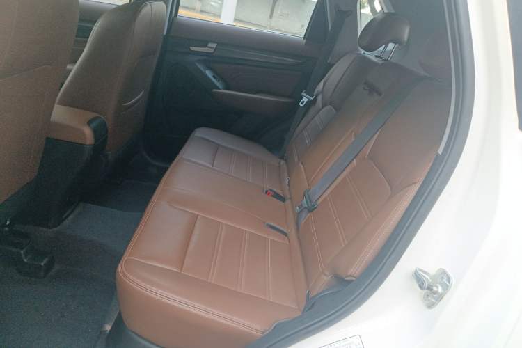 Used BAIC Weiwang S50 2016 1.5T CVT Joyful Luxury Model
