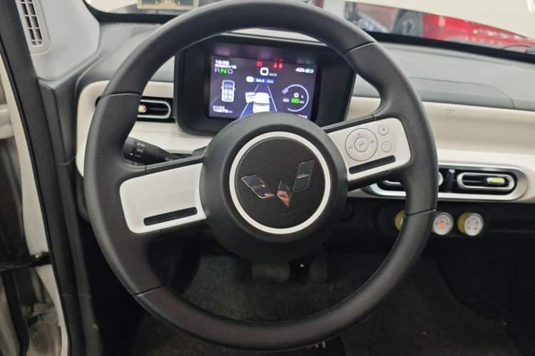 Used Wuling Hongguang MINIEV 2024 3rd Generation 215km Youth Edition
