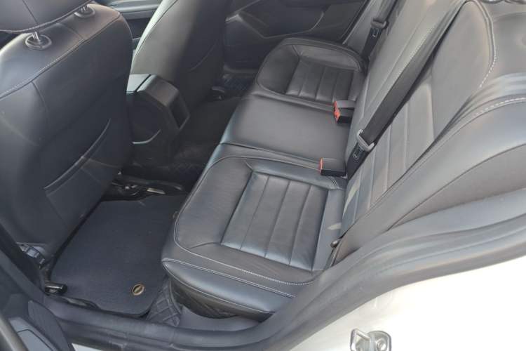 Used Volkswagen Lavida 2017 1.6L Manual Comfort Edition