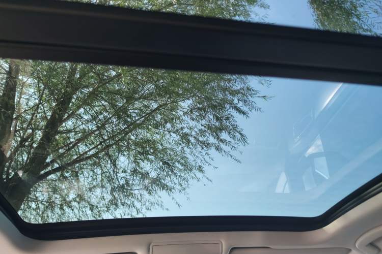 Used Volkswagen Touran 2018 Volkswagen Touran L 280TSI DSG Boundary Edition 7 Seats China VI Standard
